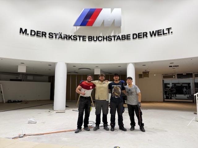 Das Alpha Service Team